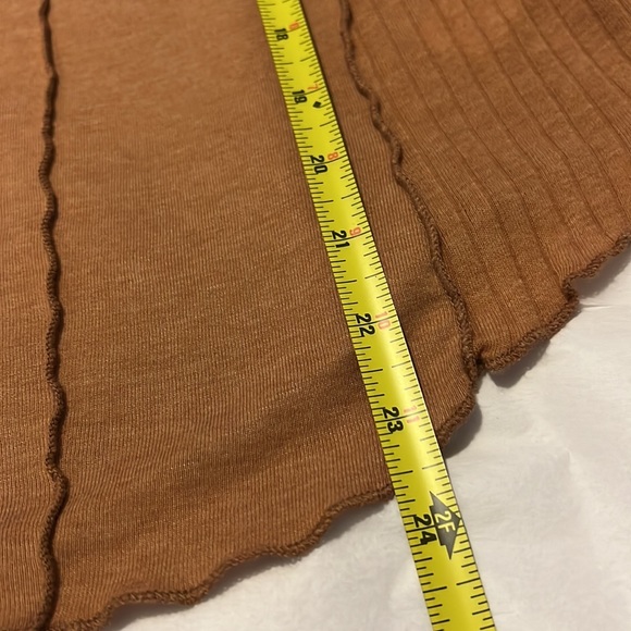 NWOTS FREE PEOPLE FLARED SLEEVE TEE (XL) - Picture 10 of 13